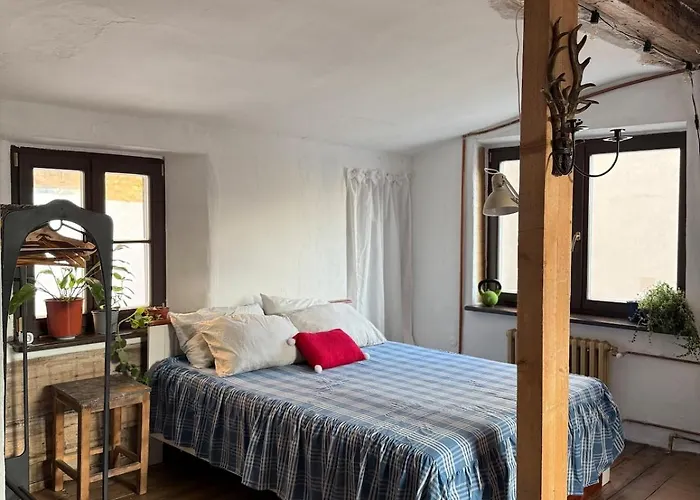 Cute And Quiet Loft In Old Town *