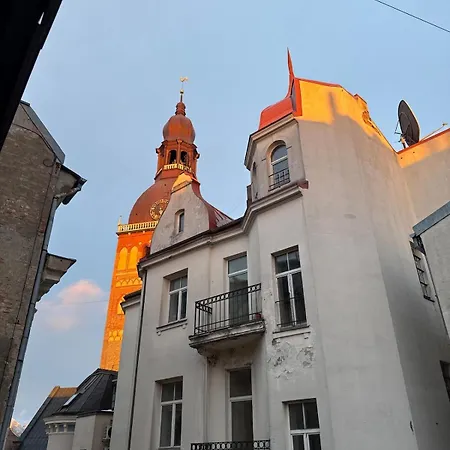 Cute And Quiet Loft In Old Town